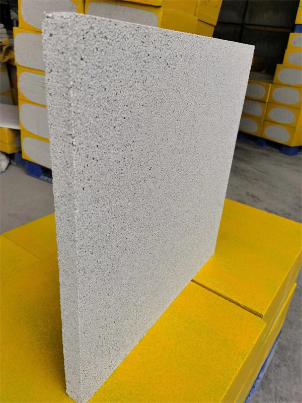 不燃型復合膨脹聚苯乙烯保溫板