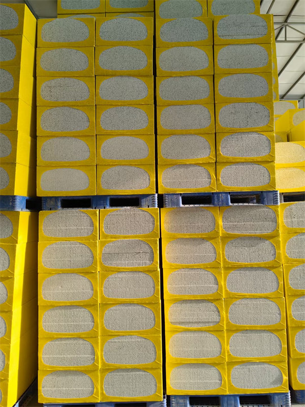 四川不燃型復合膨脹聚苯乙烯保溫板廠家