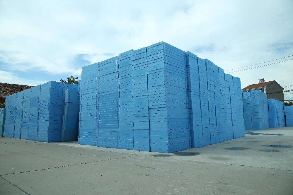 如何選擇四川擠塑板（XPS）生產(chǎn)廠(chǎng)家